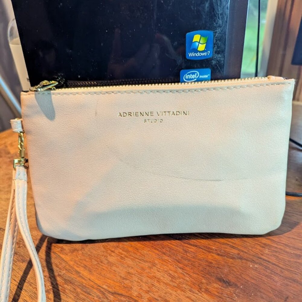 Adrienne Vittadini Clutch/Wristlet Phone Charger Purse